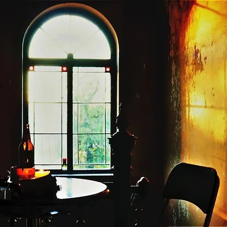 Vintage Bdsm Kinky - Entire 65m2 Space For Up To 6-guests - Fully Equipped Wroclaw