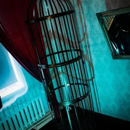 Vintage Bdsm Kinky - Entire 65m2 Space For Up To 6-guests - Fully Equipped * Wroclaw