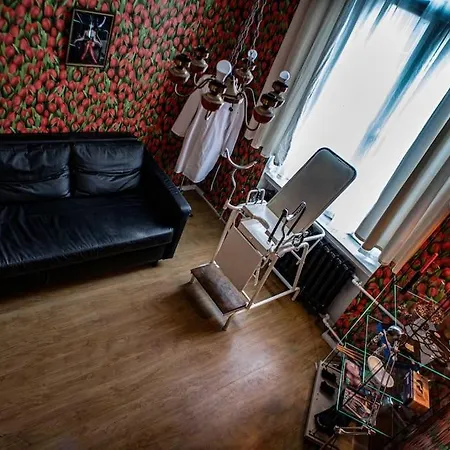 Vintage Bdsm Kinky - Entire 65m2 Space For Up To 6-guests - Fully Equipped * Wroclaw