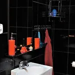 Vintage Bdsm Kinky - Entire 65m2 Space For Up To 6-guests - Fully Equipped Breslavia