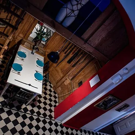 Vintage Bdsm Kinky - Entire 65m2 Space For Up To 6-guests - Fully Equipped