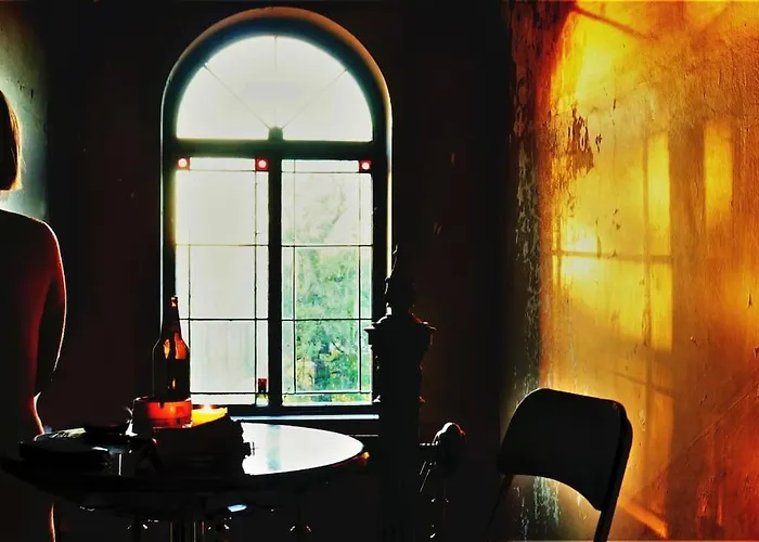 Vintage Bdsm Kinky - Entire 65m2 Space For Up To 6-guests - Fully Equipped Wrocław