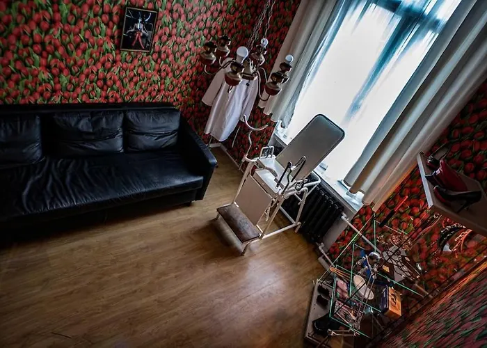 Vintage Bdsm Kinky - Entire 65m2 Space For Up To 6-guests - Fully Equipped * Wrocław